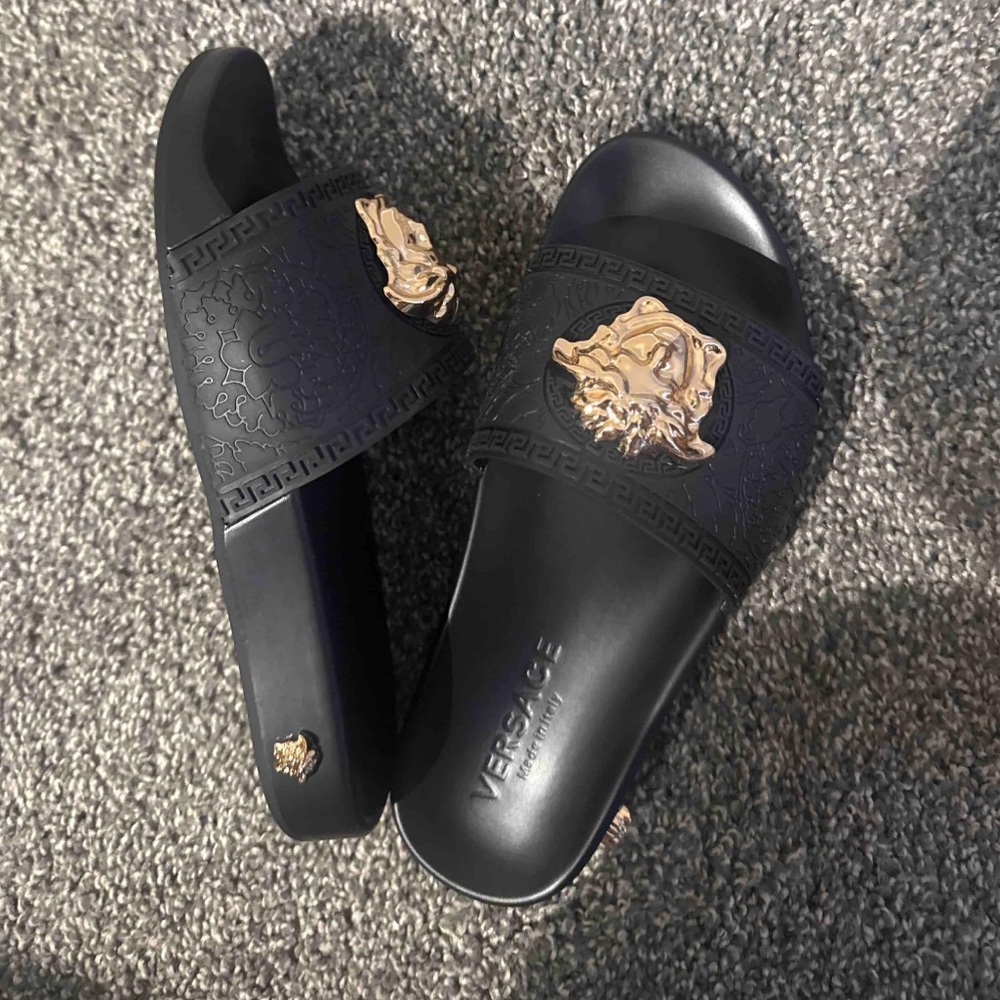 Versace Palazzo Rubber Pool Slide - Picture 5 of 6